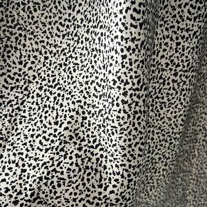 Satin midi skirt. Size XS